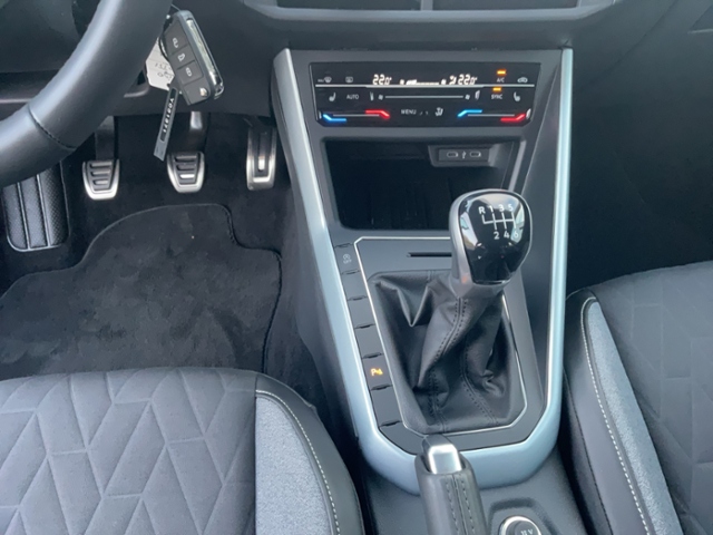 VW Taigo 1.0 TSI OPF Goal LED LICHT+KLIMAAUT+PDC V+,