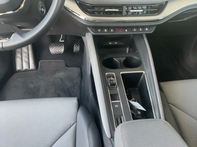 SKODA  Enyaq 80 Loft AHK+NAVI+LED LICHT+WÄRMEPUMPE+KLIM,