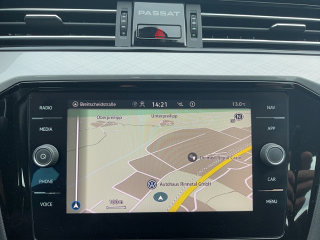 VW  Passat Variant 2.0 TDI Business NAVI+LED LICHT+K,