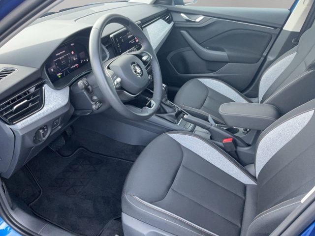 SKODA Kamiq 1.0 TS OPF DSGI Selection KAMERA+KLIMAAUT+,