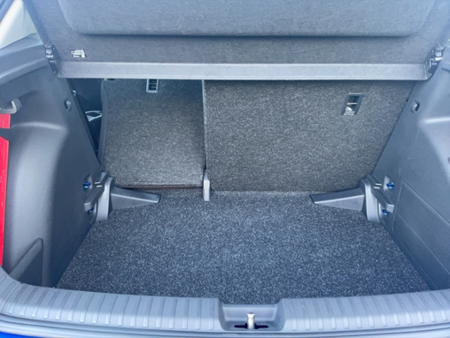 SKODA Fabia 1.0 TSI Selection LED LICHT+KLIMAAUT+KAMER,