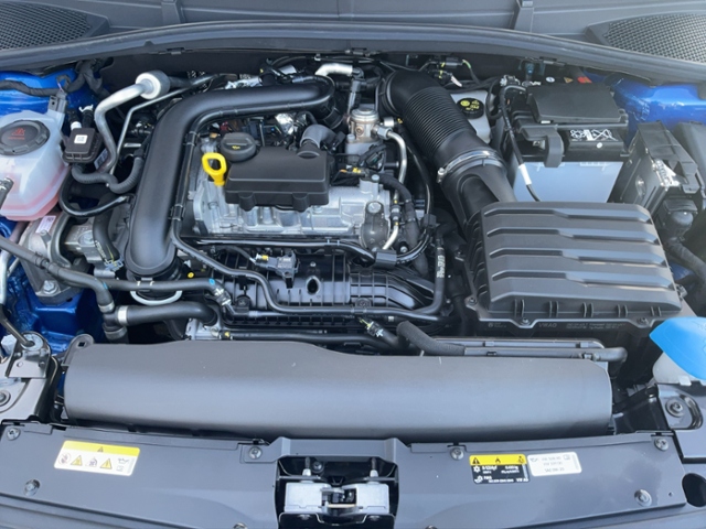 SKODA Fabia 1.0 TSI Selection LED LICHT+KLIMAAUT+KAMER,