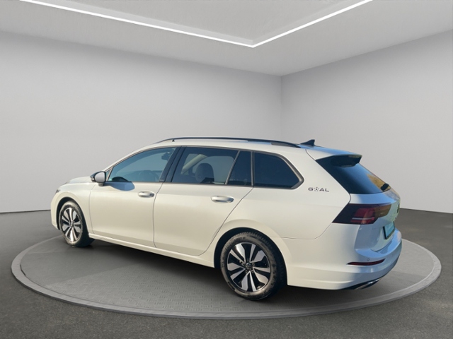 VW Golf VIII Variant 1.5 eTSI Goal AHK+KAMERA+ACC+N,