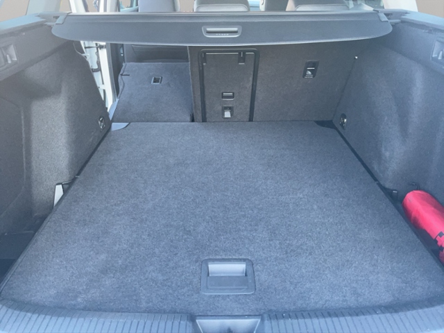 VW Golf VIII Variant 1.5 eTSI Goal AHK+KAMERA+ACC+N,