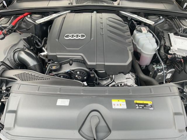 AUDI A4 Avant 35 2.0 TFSI NAVI+LED LICHT+PDC V+H+SITZ,