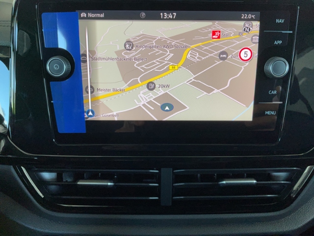 VW T-Roc 2.0 l TDI DSG Style AHK+KAMERA+ACC+BLACK S,